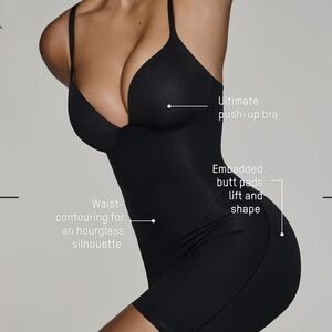 SKIMS Onyx Push-Up Padded Ultimate Bodysuit